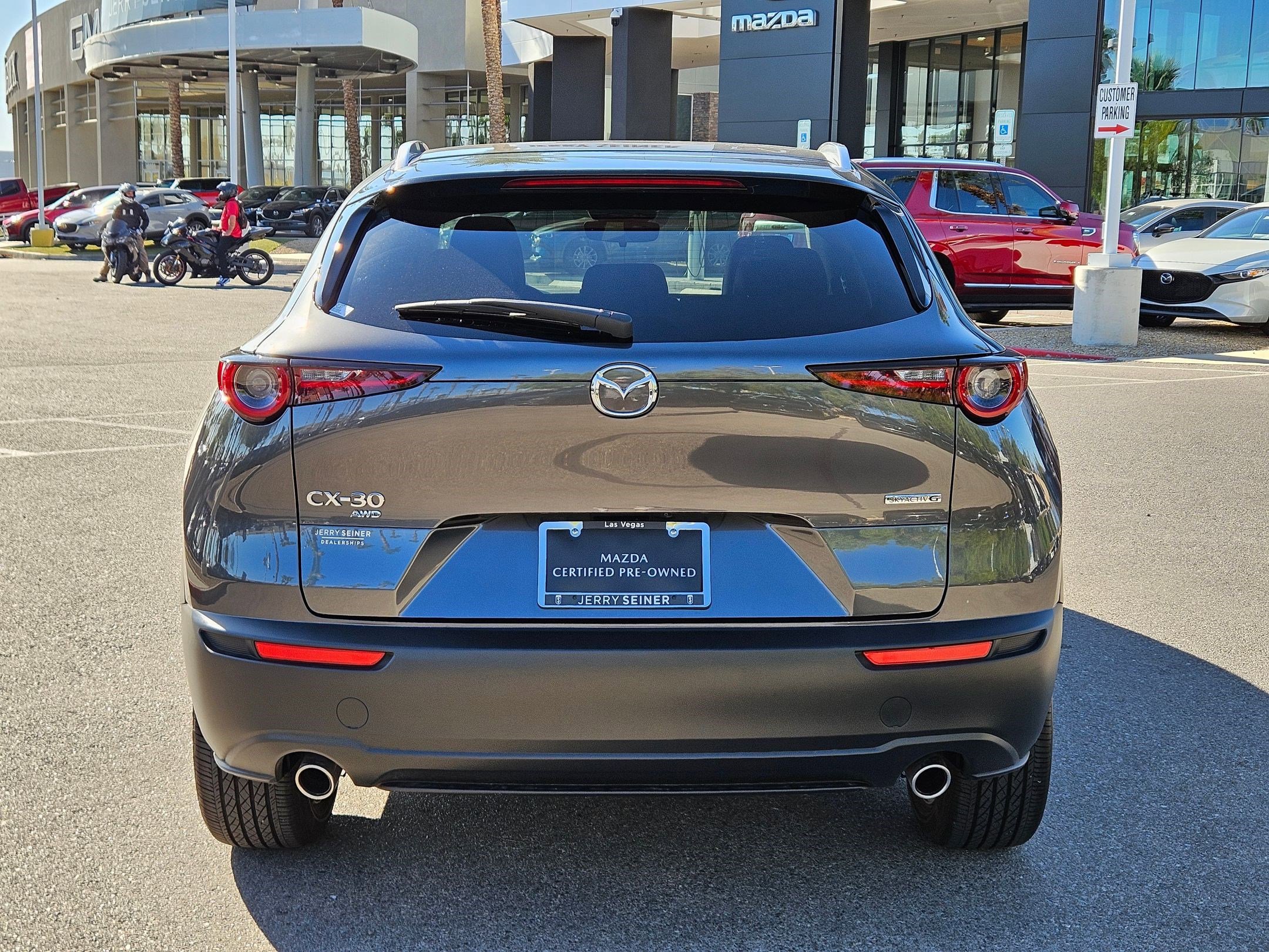 2025 Mazda CX-30 2.5 S Preferred photo 4