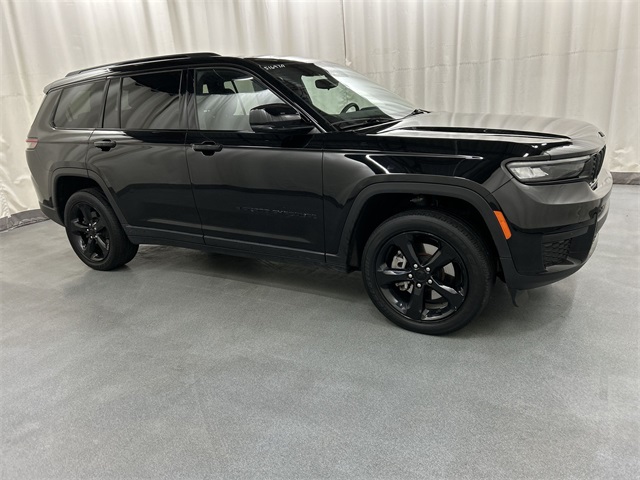 2023 Jeep Grand Cherokee L Altitude's photo