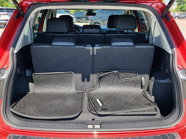 2024 Volkswagen Tiguan SE Wolfsburg Edition photo 4