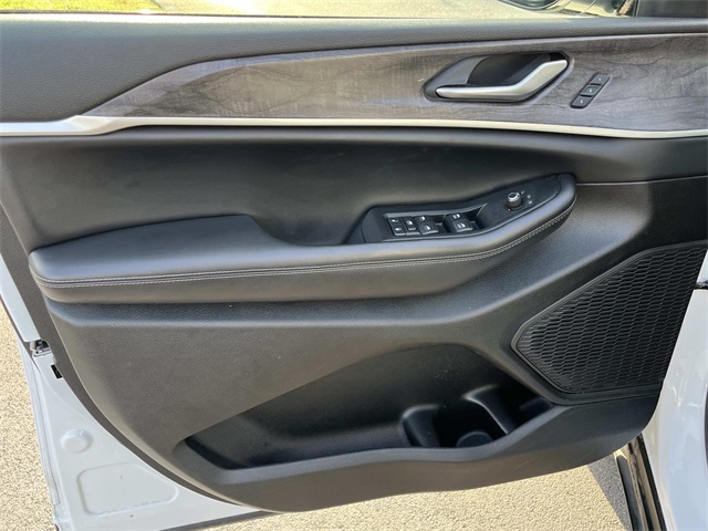 2024 Jeep Grand Cherokee Limited photo 26