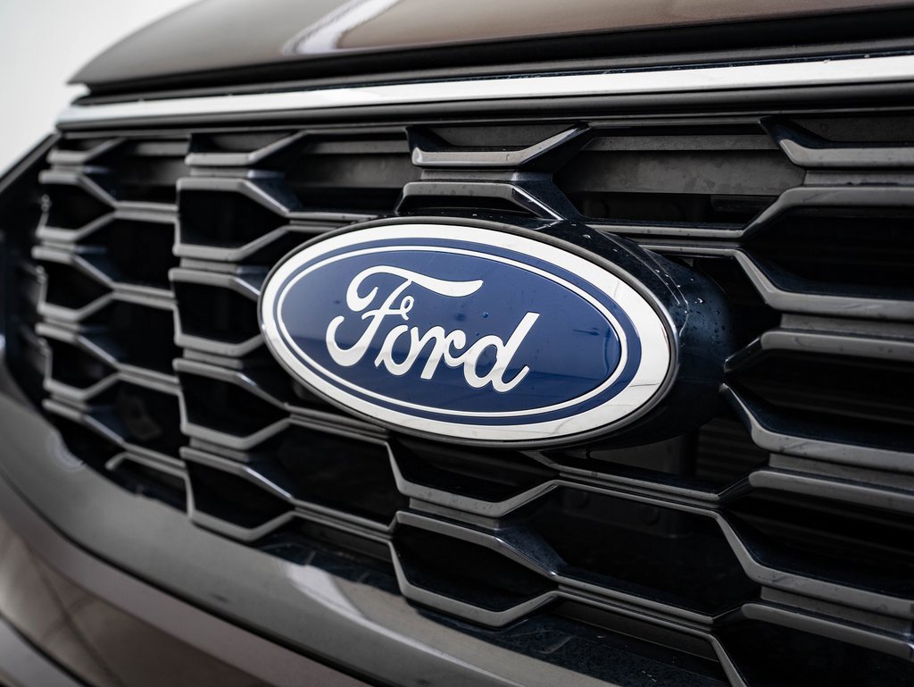 2023 Ford Escape ST-Line photo 3