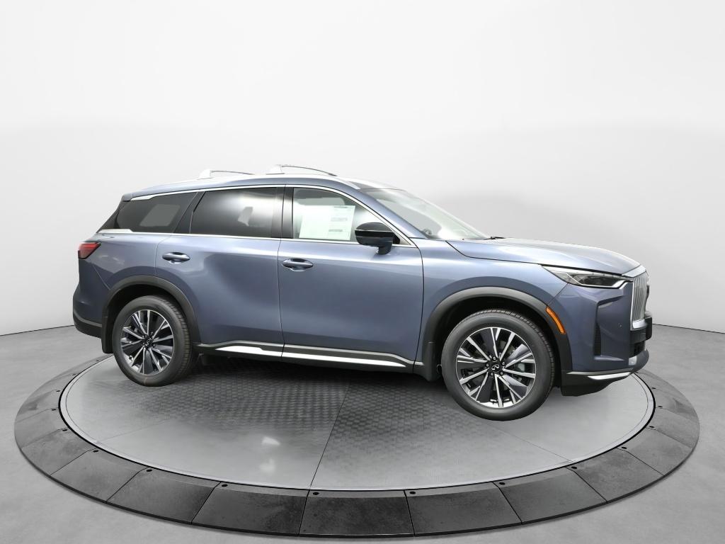 2026 Infiniti QX60 Luxe photo 8