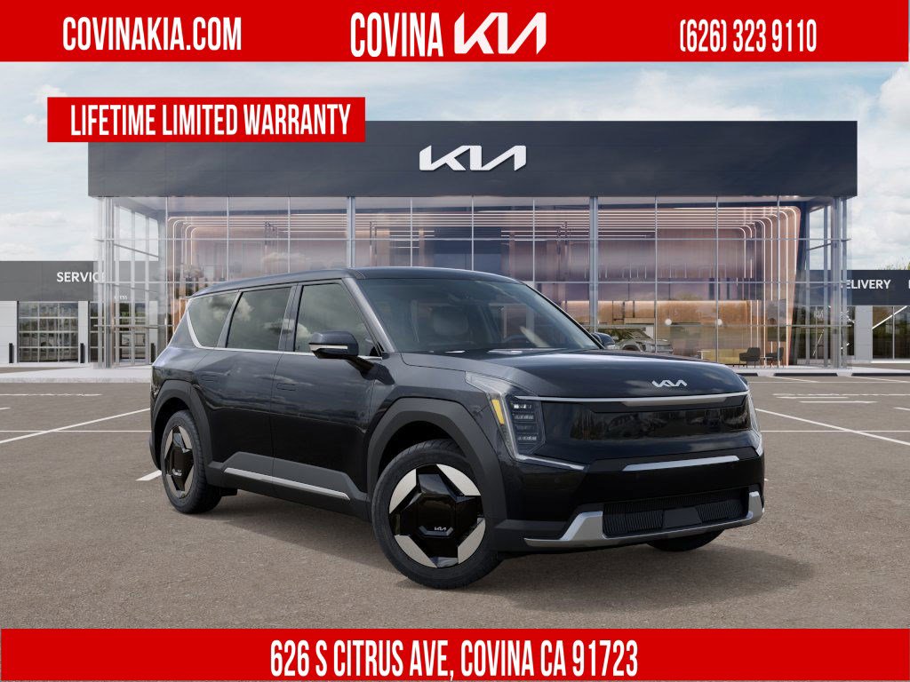 2026 Kia EV9 Light's photo