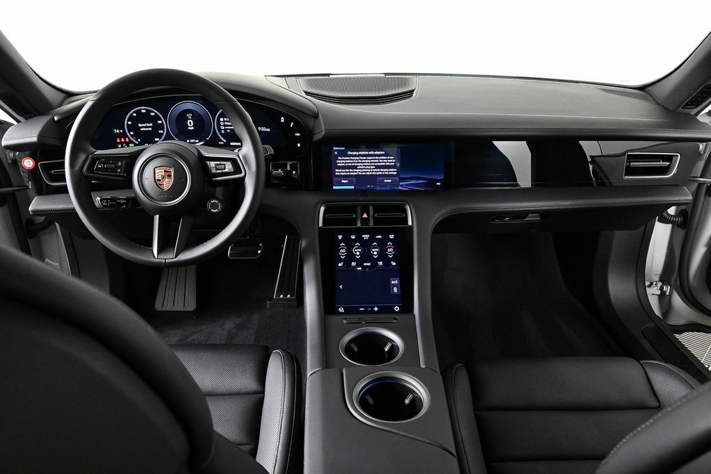 2026 Porsche Taycan 4 photo 19