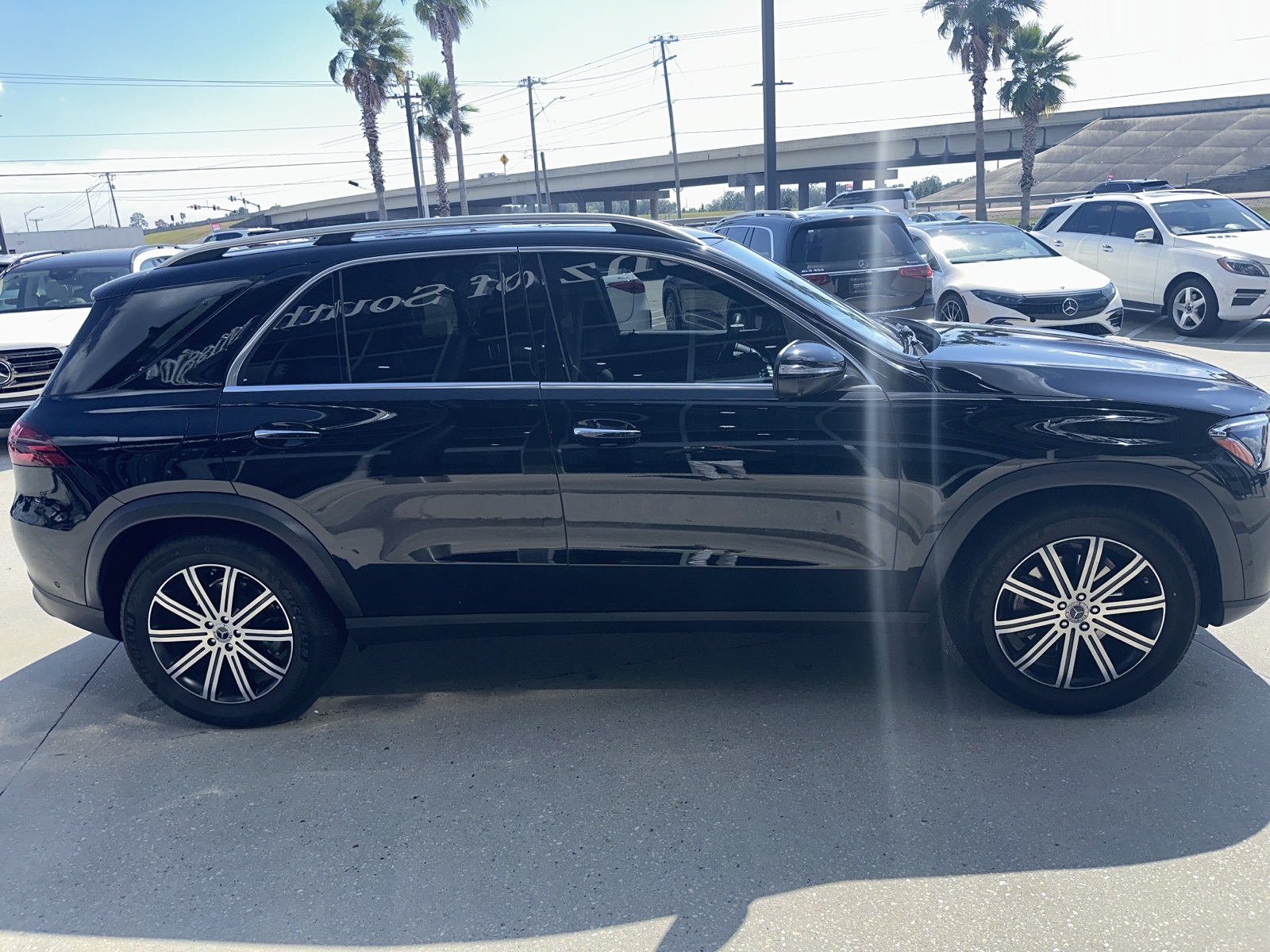 2025 Mercedes Benz GLE 350 4MATIC photo 3
