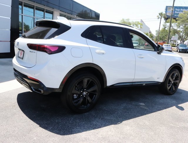 2025 Buick Envision Sport Touring photo 8