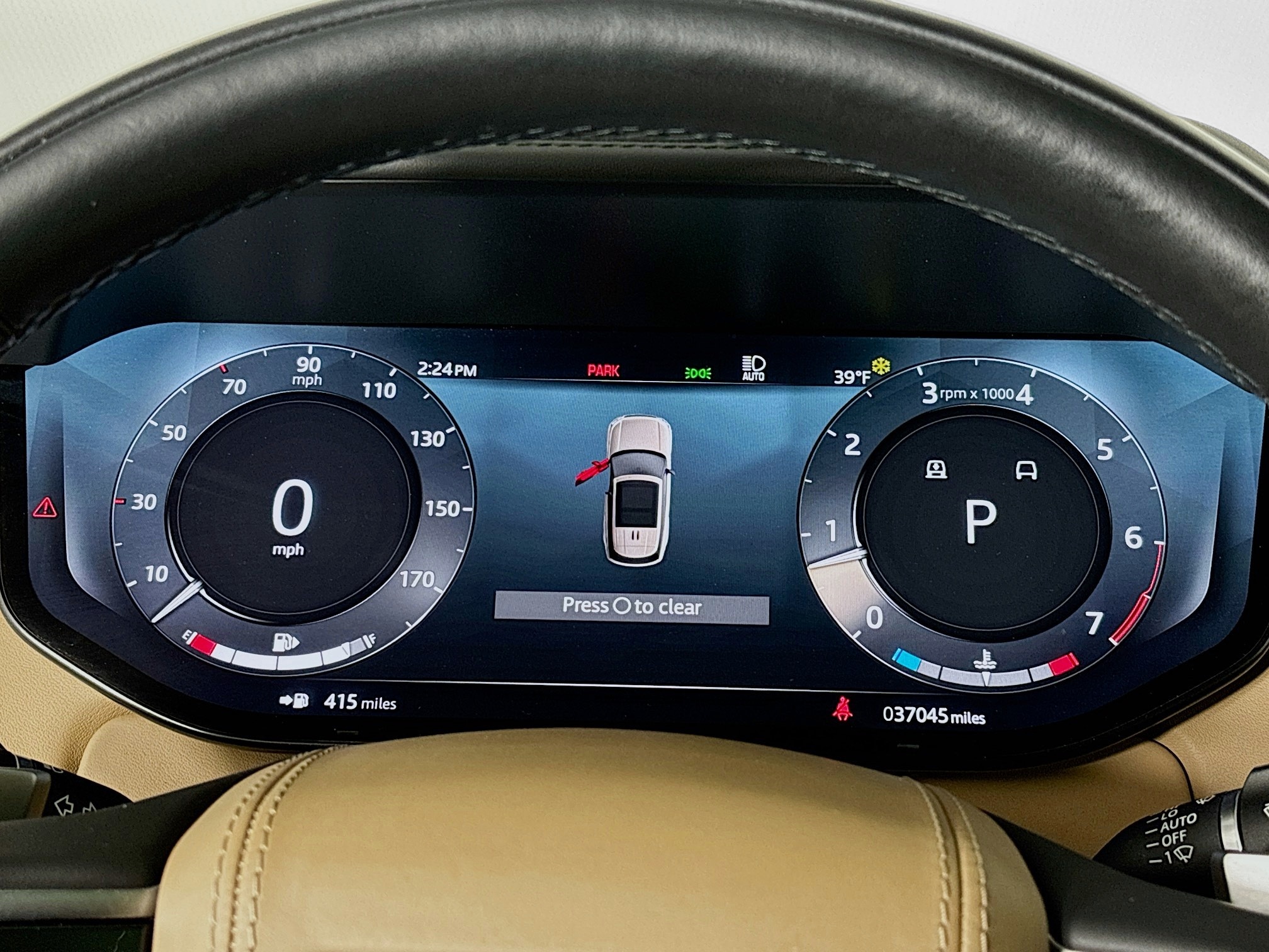 2023 Land Rover Range Rover SE photo 13