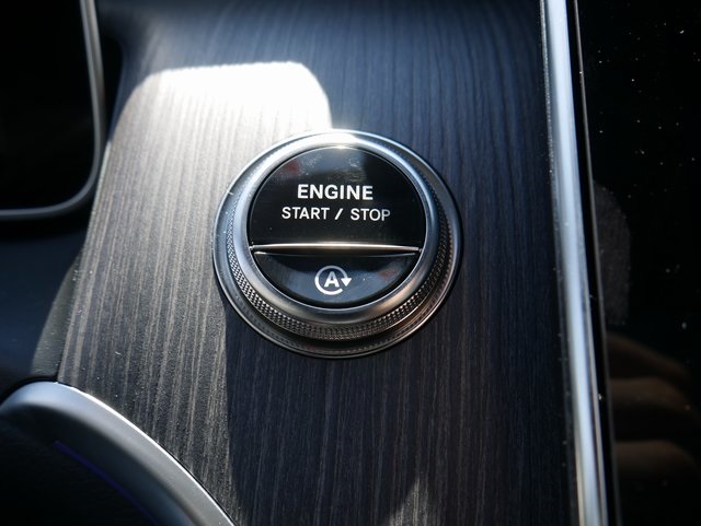2026 Mercedes Benz GLC 300 photo 14