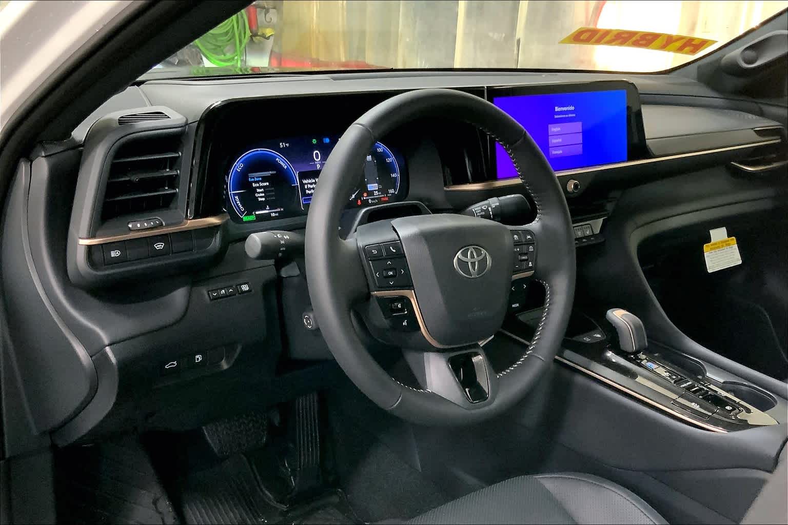 2025 Toyota Crown Platinum photo 8