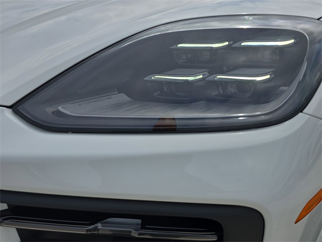 2025 Porsche Cayenne Base photo 30