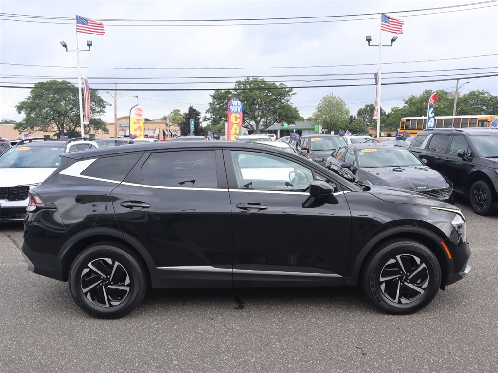 2023 Kia Sportage Hybrid LX photo 4