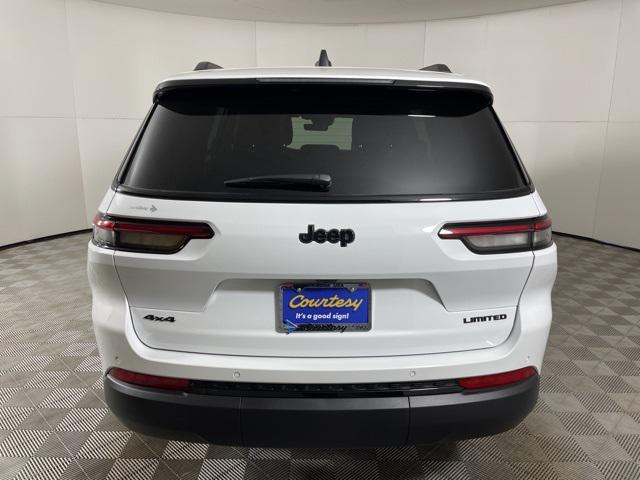 2025 Jeep Grand Cherokee Limited photo 9