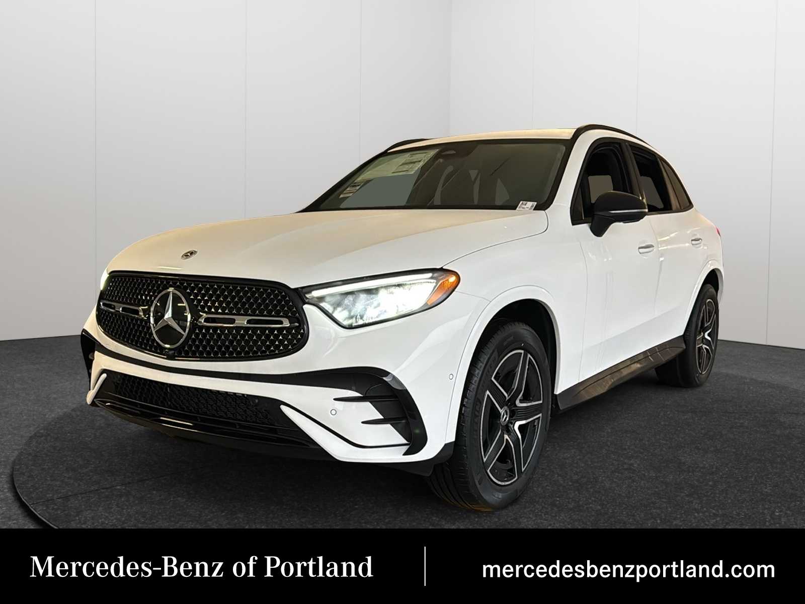 2026 Mercedes-Benz GLC Base's photo