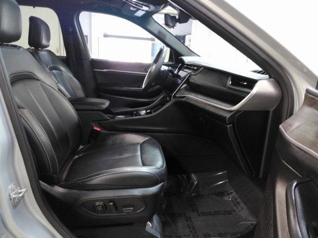 2024 Jeep Grand Cherokee Limited photo 21