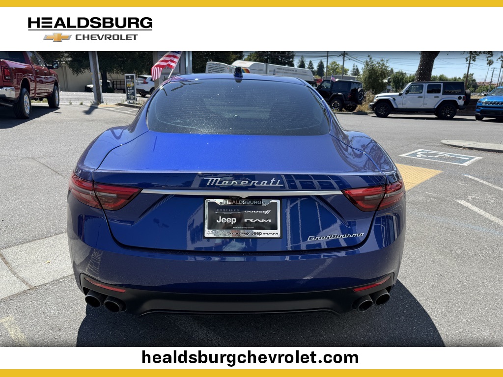2024 Maserati Granturismo Modena photo 3