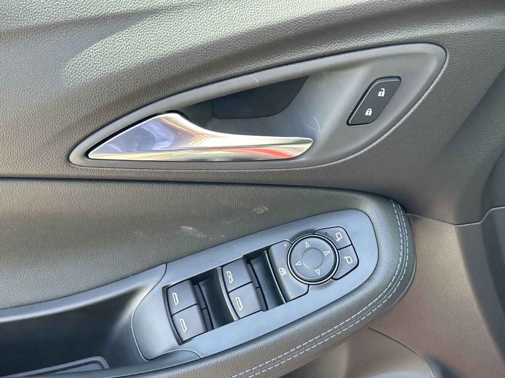 2026 Buick Encore GX Sport Touring photo 17