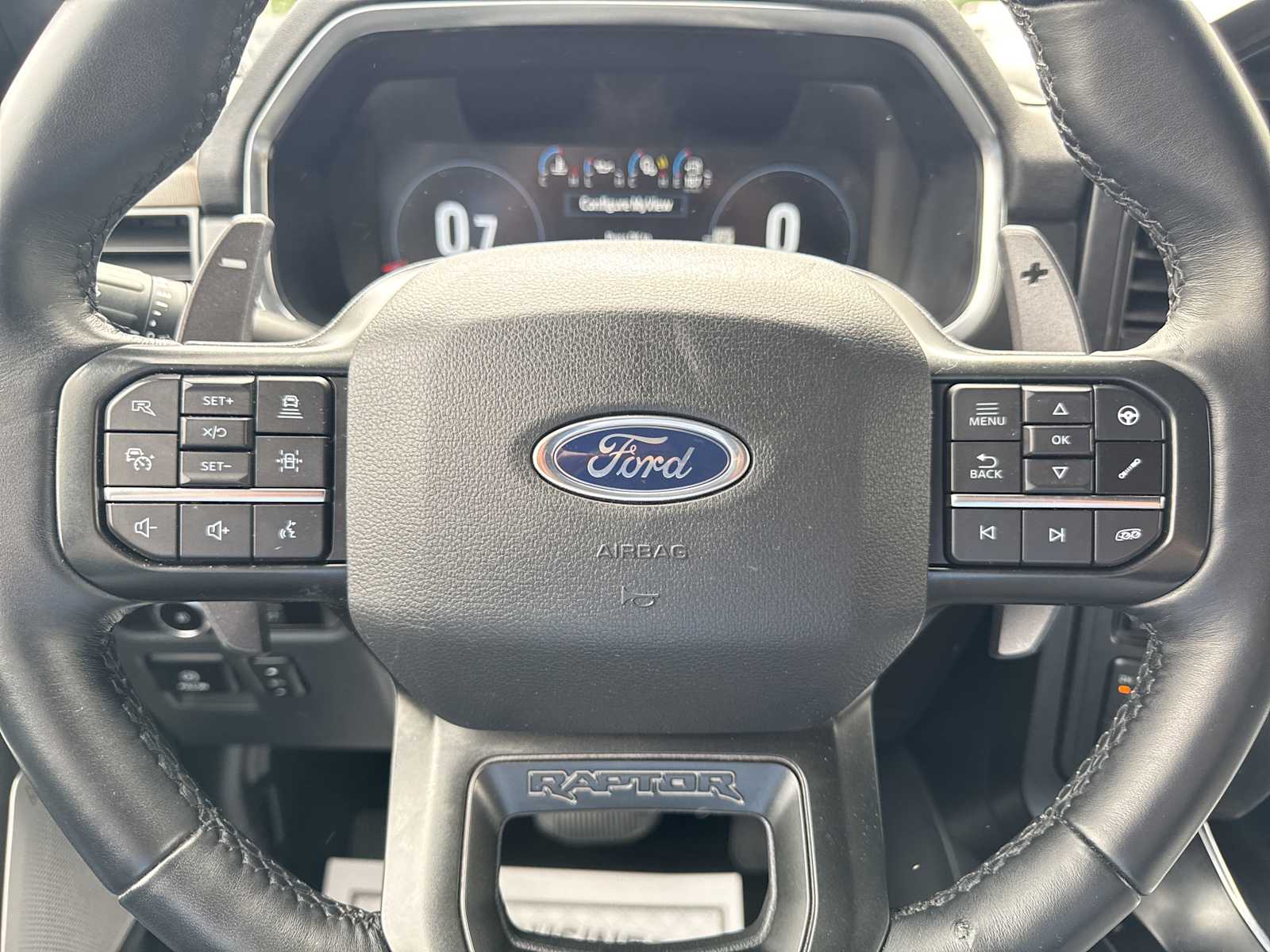 2023 Ford F-150 Raptor photo 32