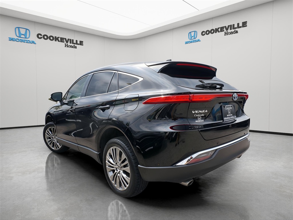 2022 Toyota Venza Limited photo 4