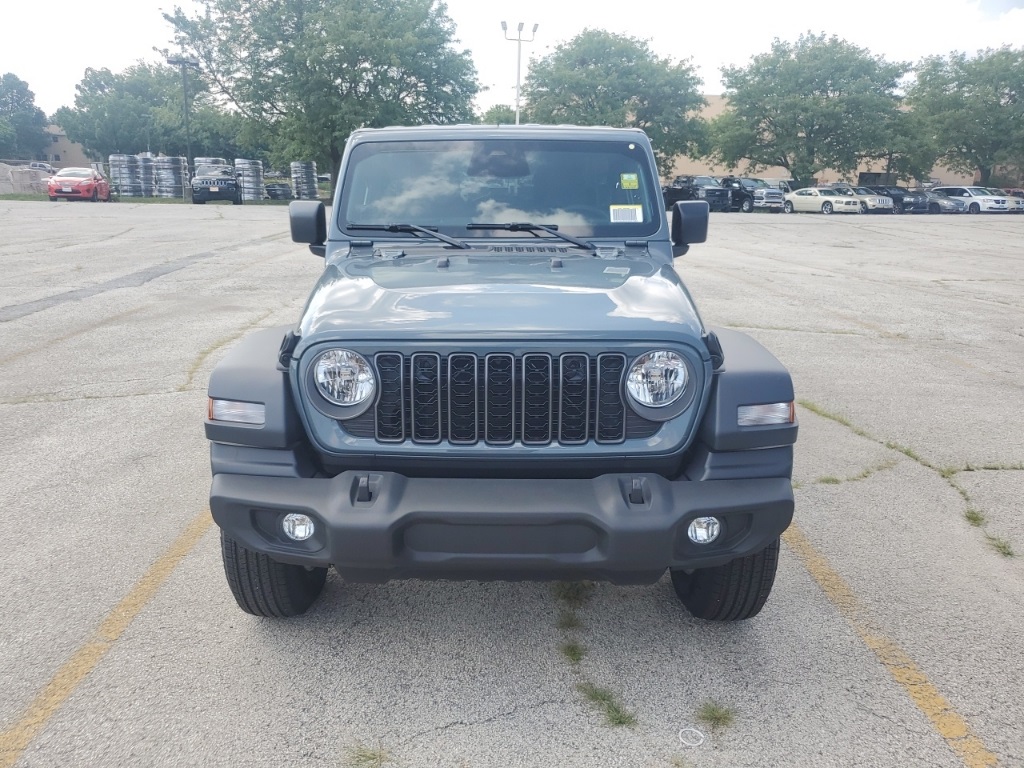 2025 Jeep Wrangler photo 2