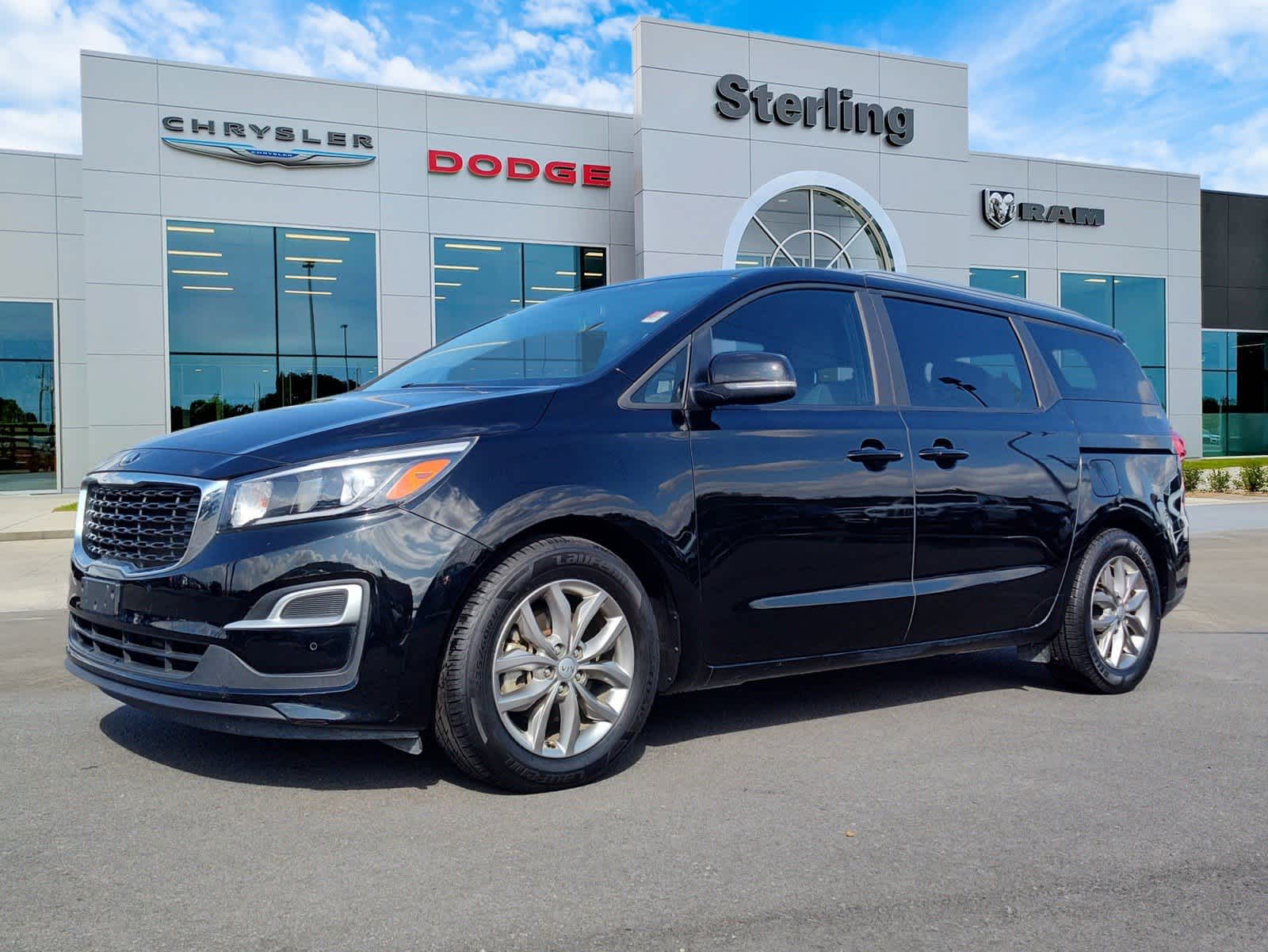 2021 Kia Sedona EX's photo