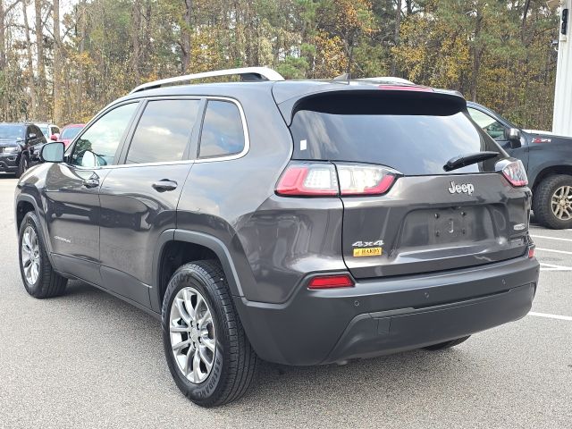 2021 Jeep Cherokee Latitude photo 2