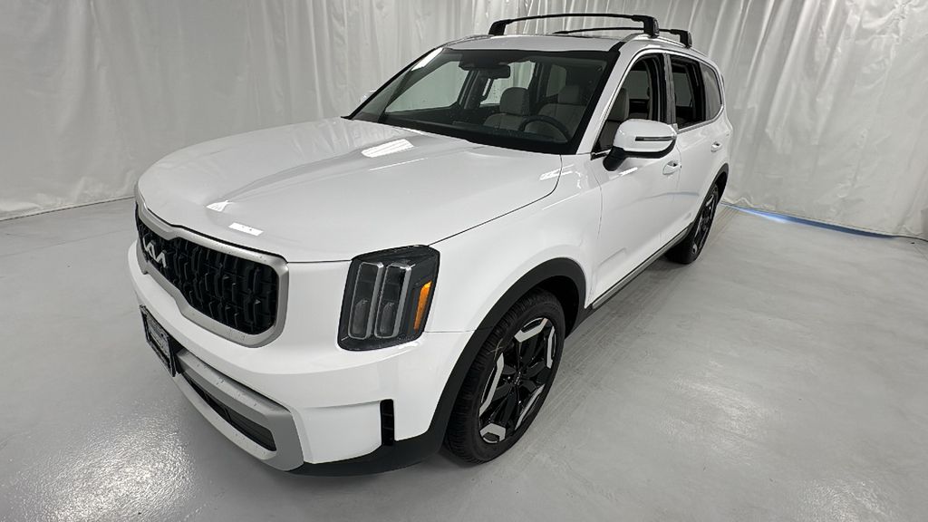 2025 Kia Telluride EX photo 7