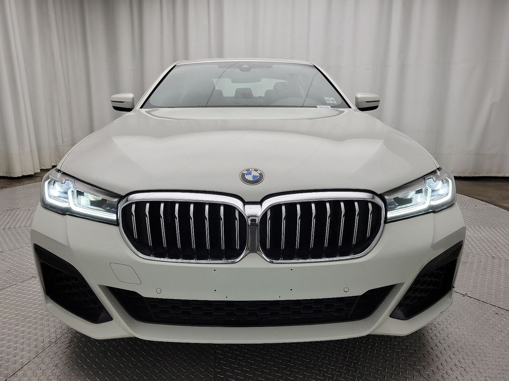 2021 Bmw 540i xDrive photo 2