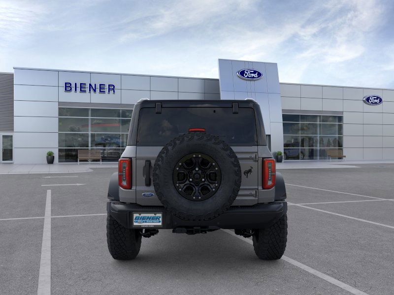 2025 Ford Bronco Badlands photo 3