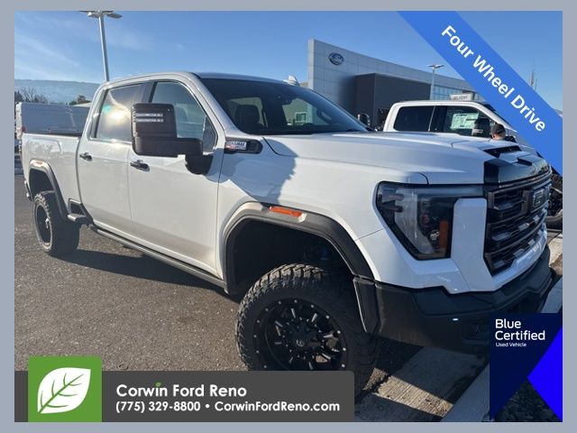 2025 GMC Sierra SLT's photo