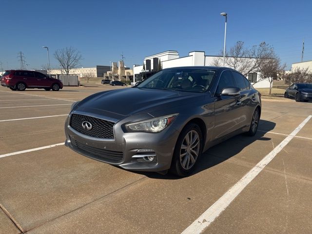 2016 INFINITI Q50 Premium's photo