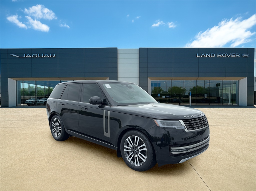 2025 Land Rover Range Rover SE photo 3