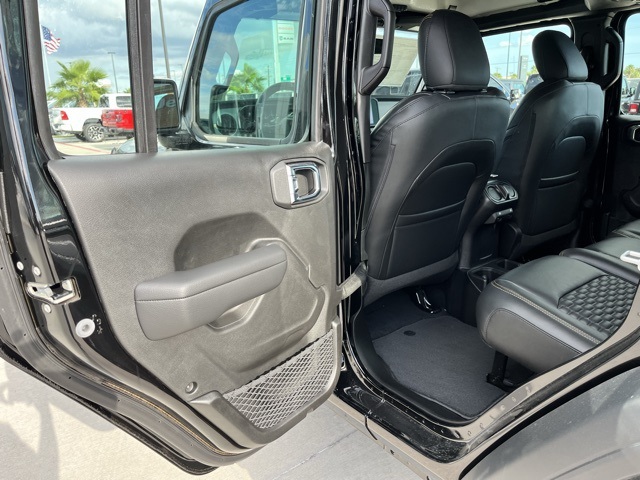 2025 Jeep Wrangler Sport photo 15