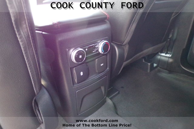 2024 Ford Explorer ST-Line photo 14