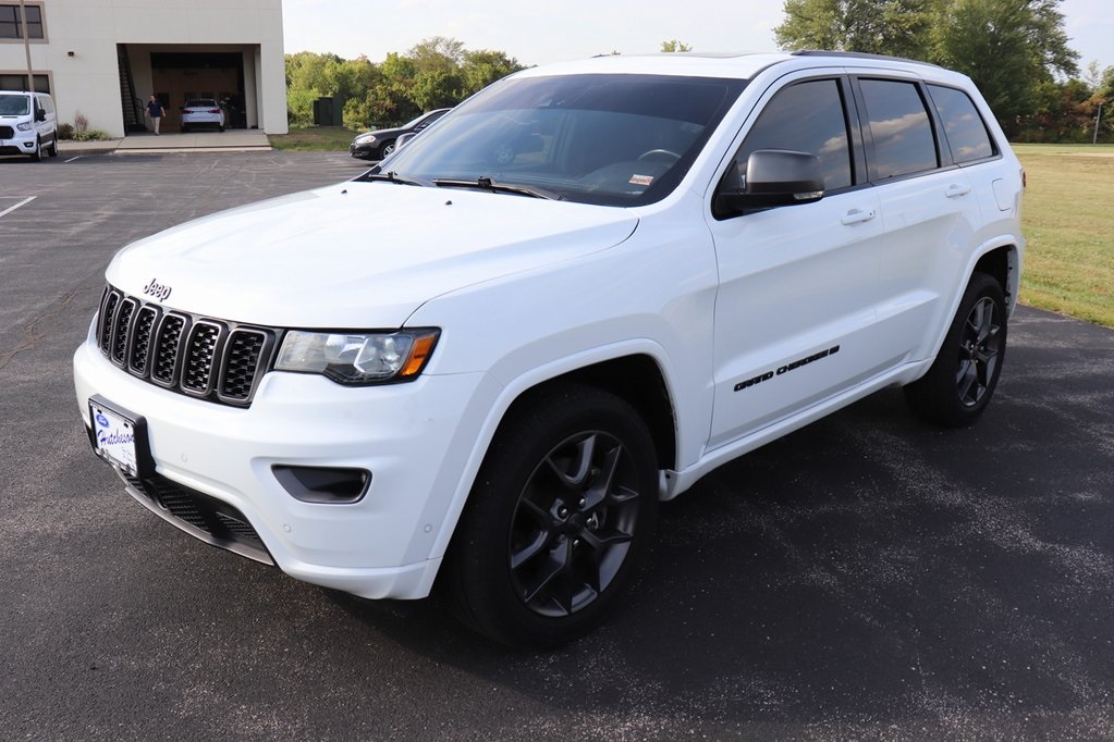 2021 Jeep Grand Cherokee Anniversary Edition photo 5