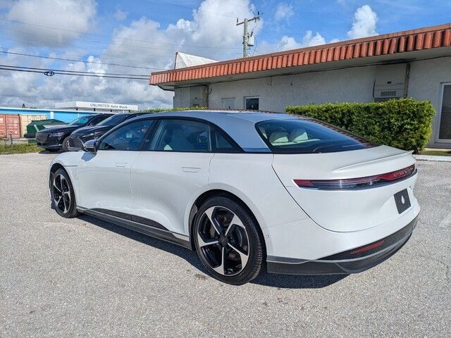 2022 Lucid Air Grand Touring photo 4