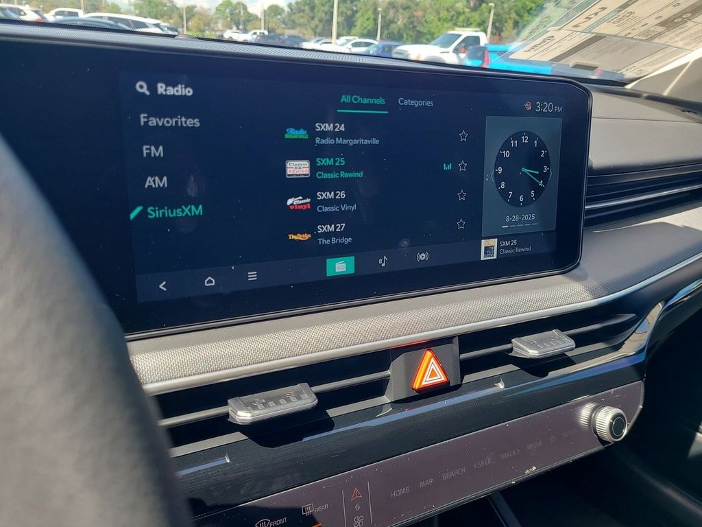 2026 Kia K5 LXS photo 17