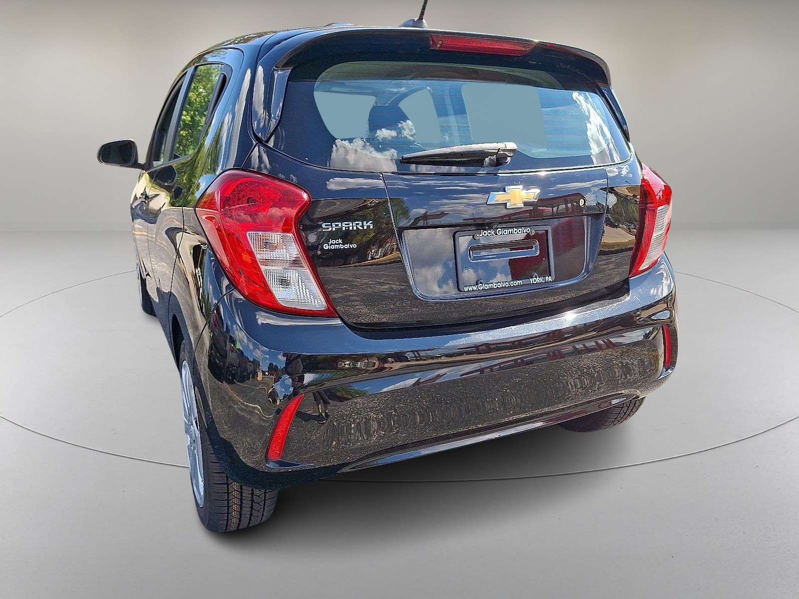 2018 Chevrolet Spark LS photo 8