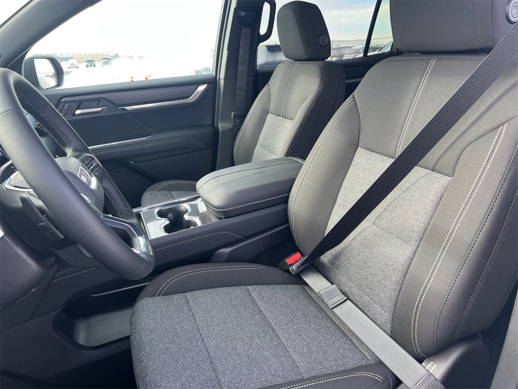 2026 GMC ACADIA - Image 15