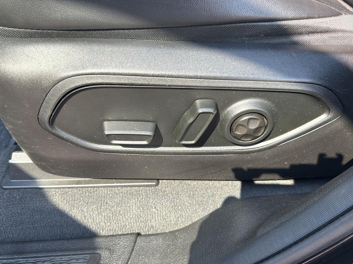 2022 Jeep Grand Cherokee Limited photo 7