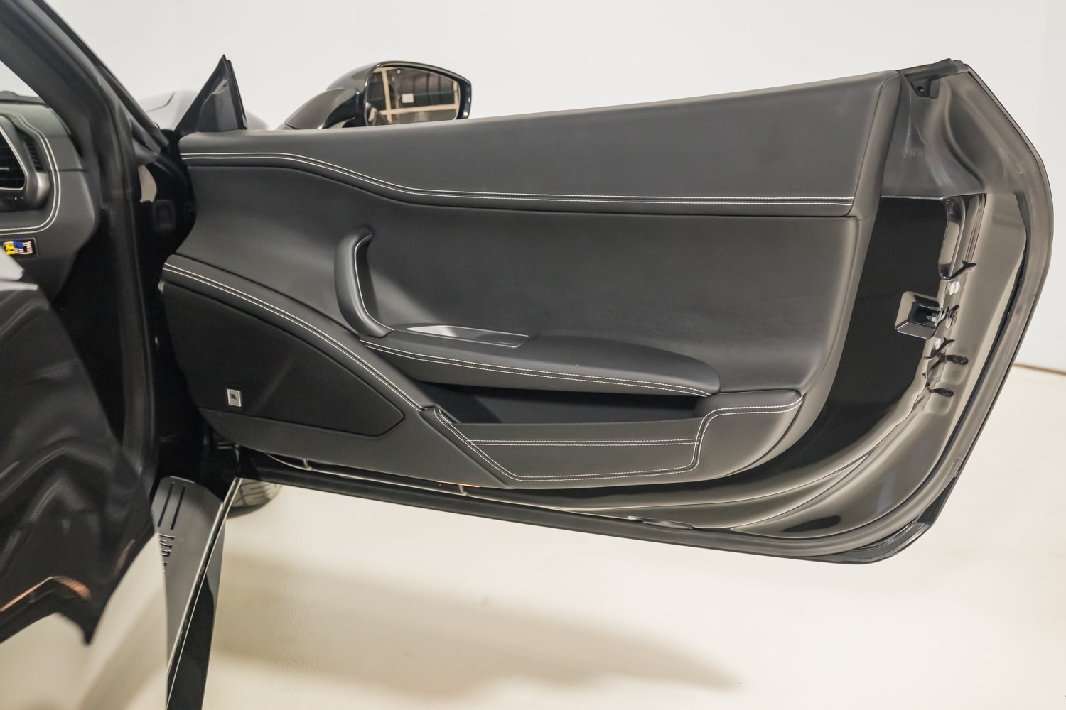 2015 Ferrari 458 Italia photo 22