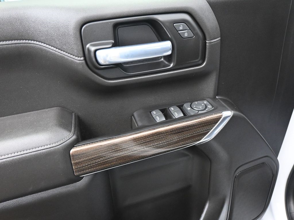 2022 Chevrolet Silverado 1500 LT Trail Boss photo 4