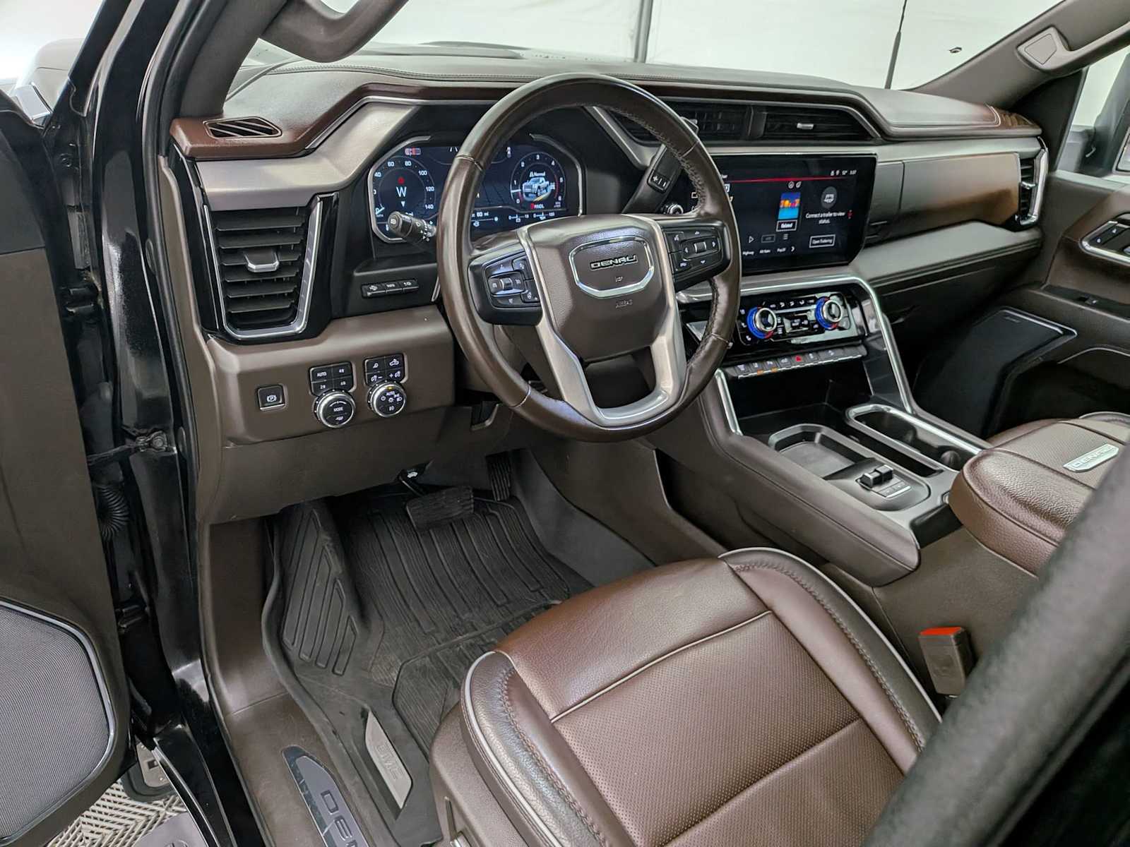2024 Gmc Sierra 2500 HD Denali photo 2