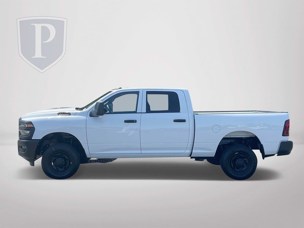 2025 Ram 2500 Tradesman photo 4