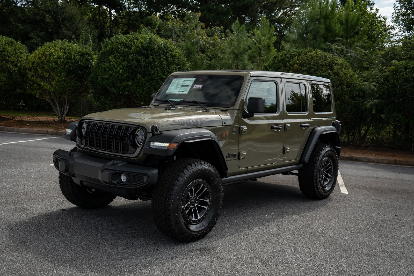 2025 Jeep Wrangler Willys photo 3