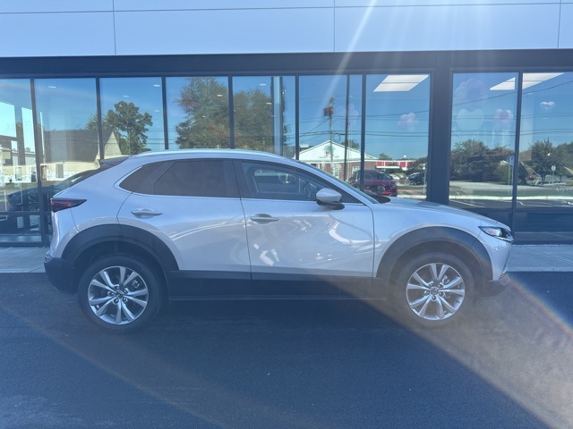 2023 Mazda CX-30 2.5 S Preferred photo 2