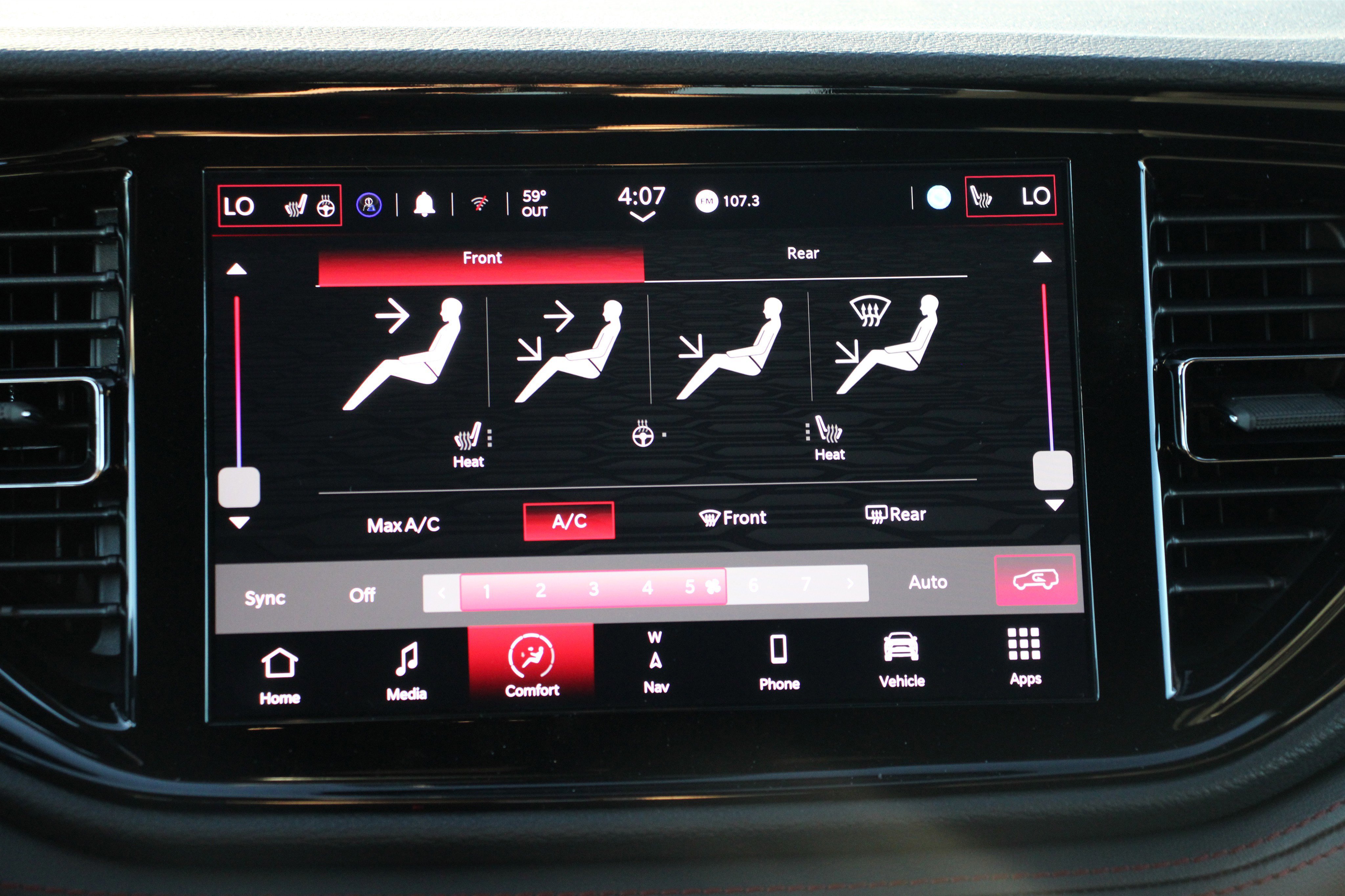 2026 Dodge Durango GT photo 4