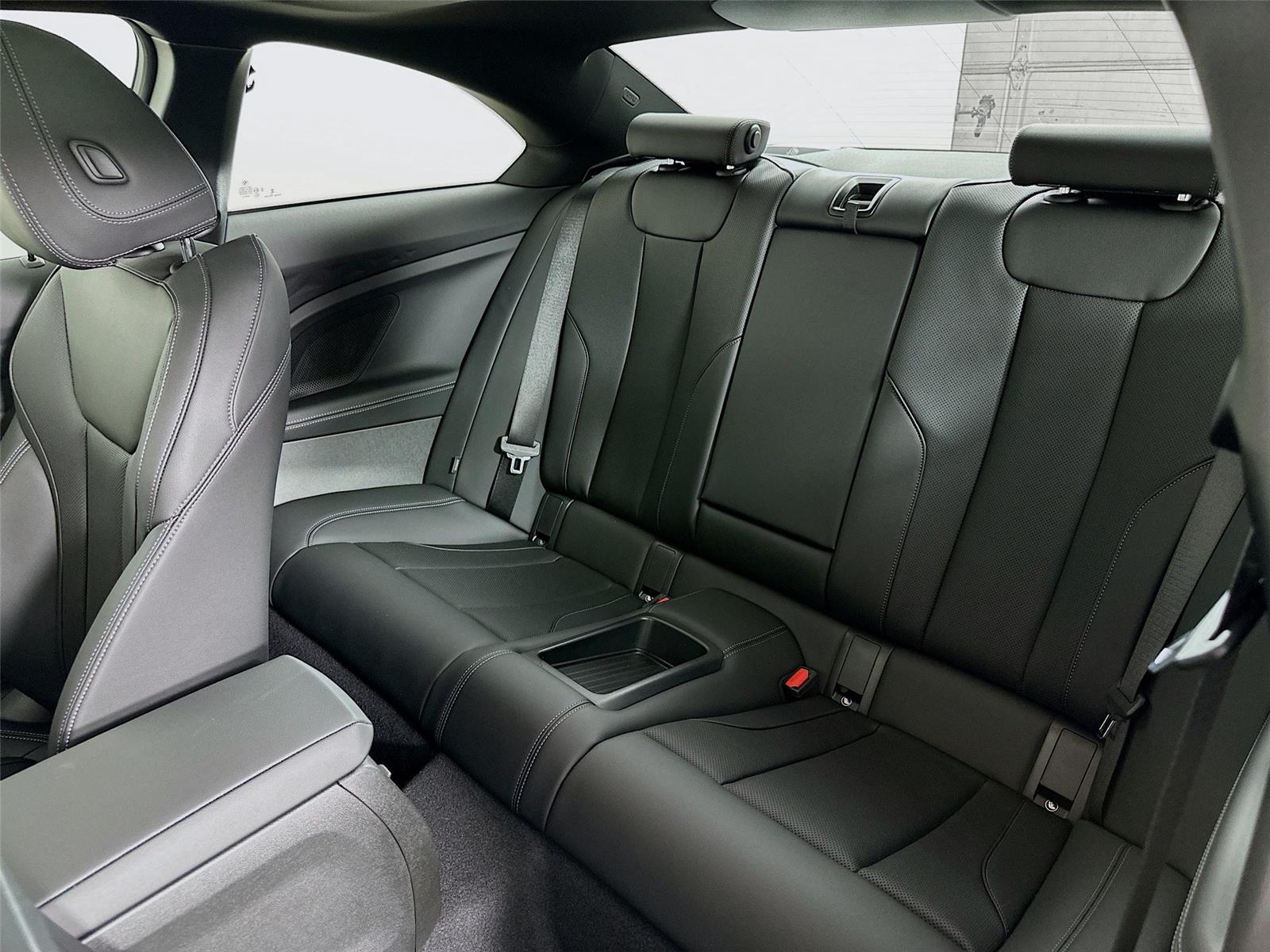 2025 Bmw 230i xDrive photo 24