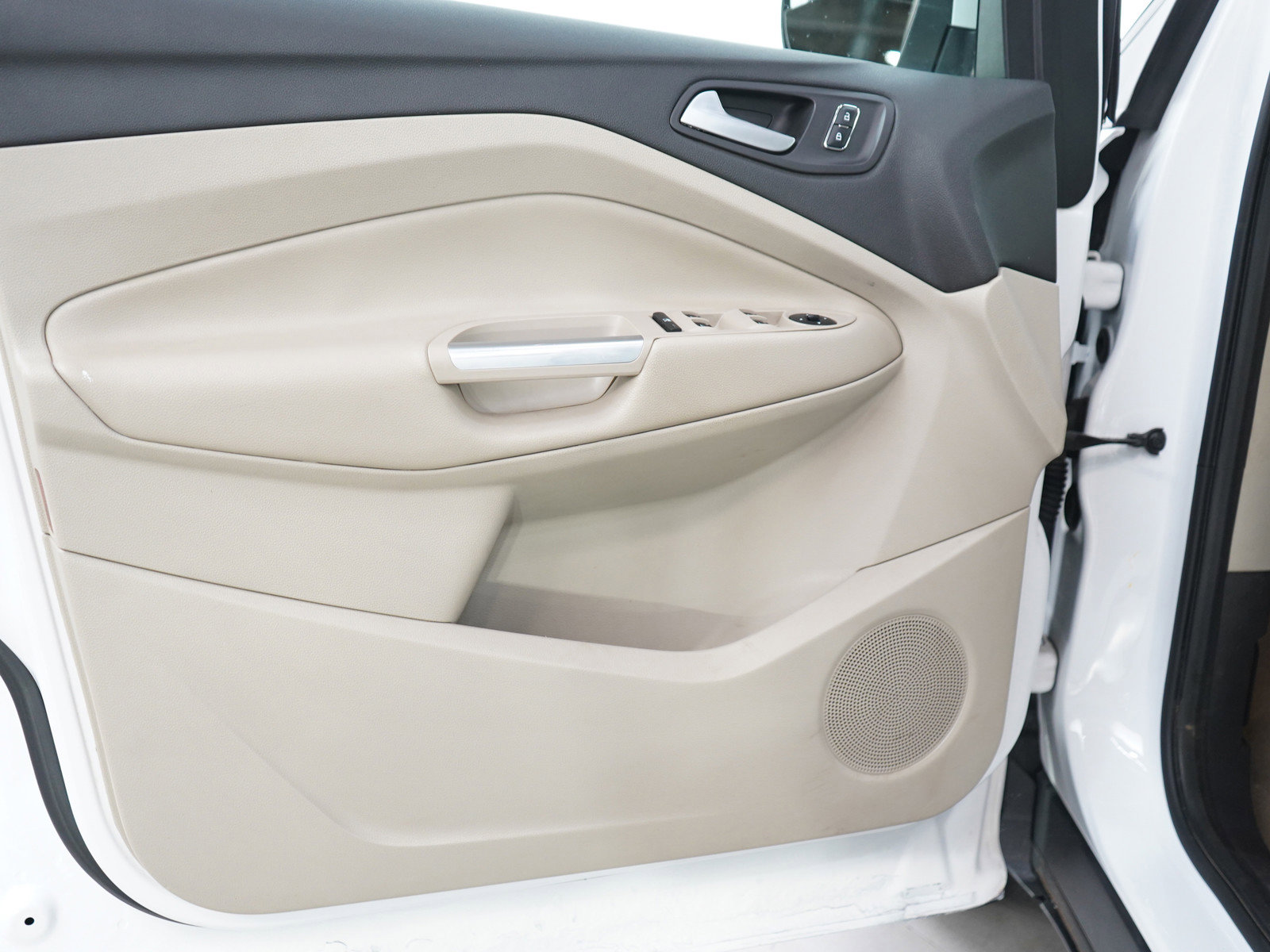2014 Ford Escape SE photo 17