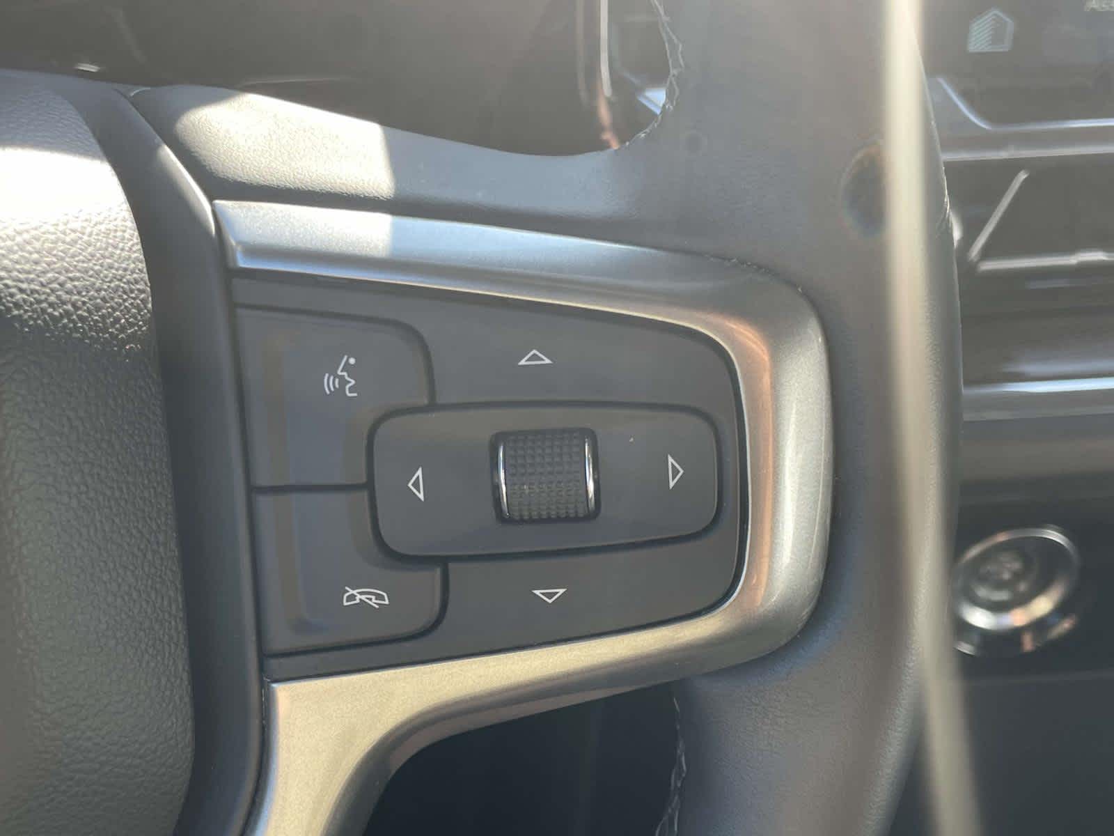 2024 Chevrolet Silverado 1500 LT photo 25