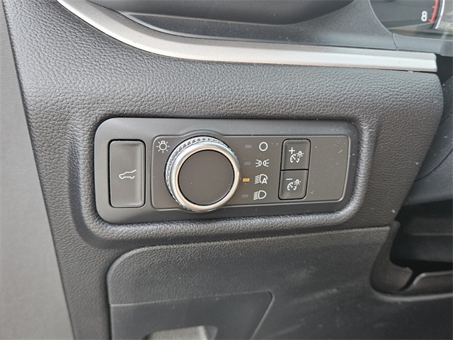 2021 Ford Explorer XLT photo 26
